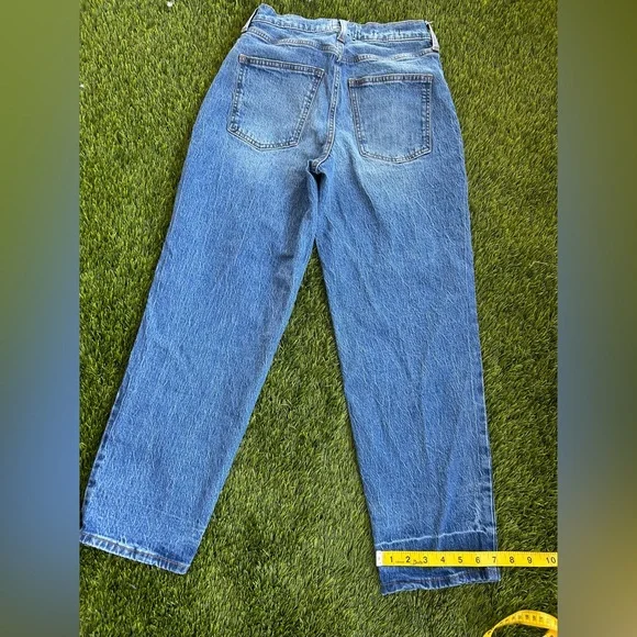 Universal Thread Light Blue Denim Jeans - Picture 4 of 6